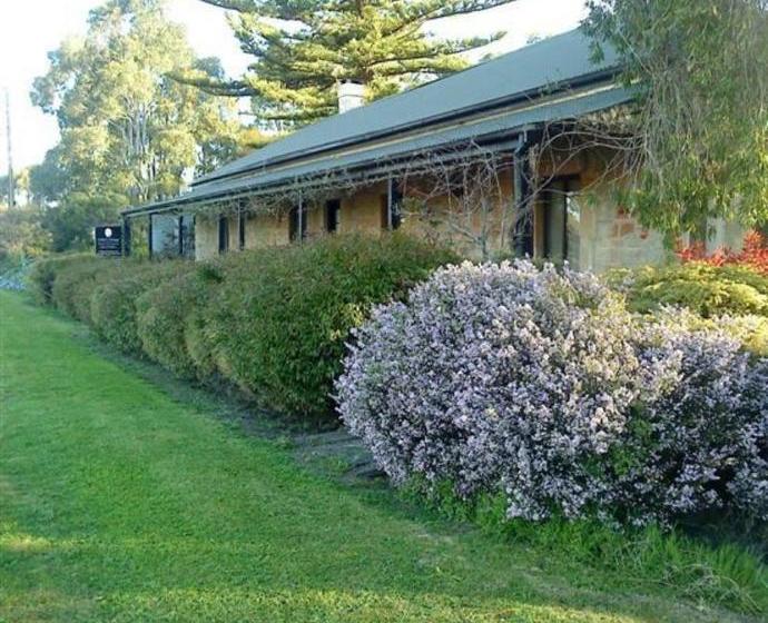 בית מלון כפרי Ethel's Cottage