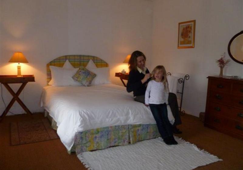 בית מלון כפרי Ethel's Cottage