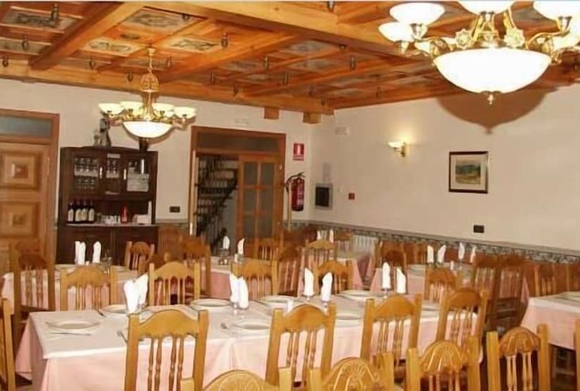 فندق Hostal Las Grullas