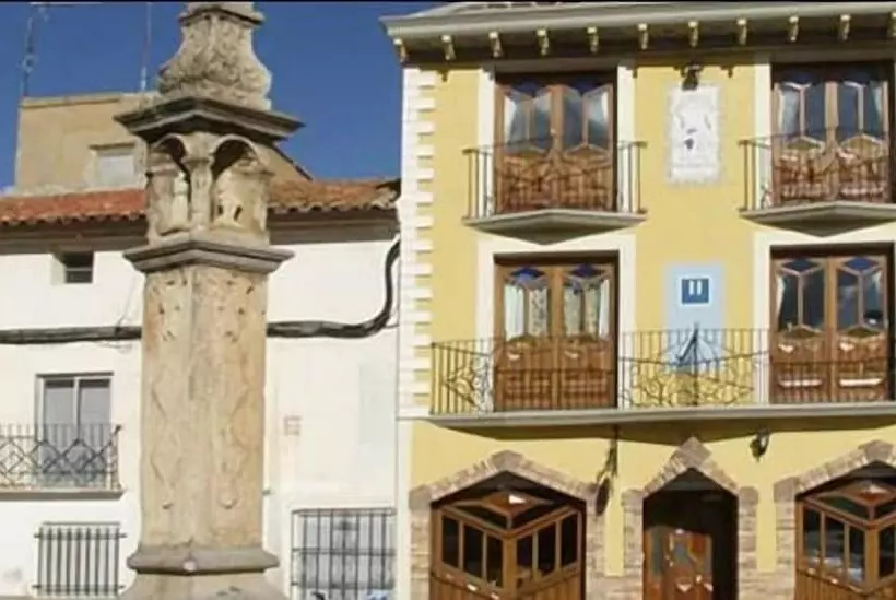 Hotelli Hostal Las Grullas