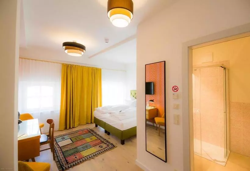 ホテル Luis Stadl