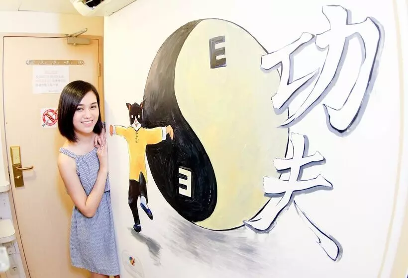 هتل Eloginn   Fest @ Lucky House