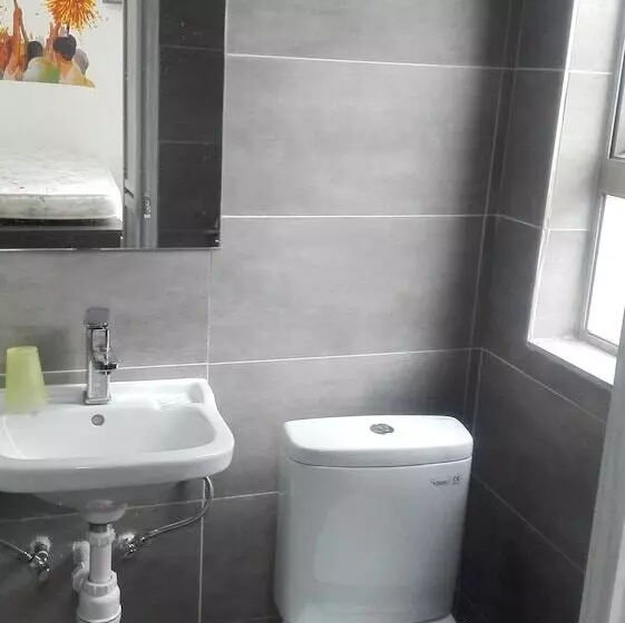 هتل Eloginn   Fest @ Lucky House