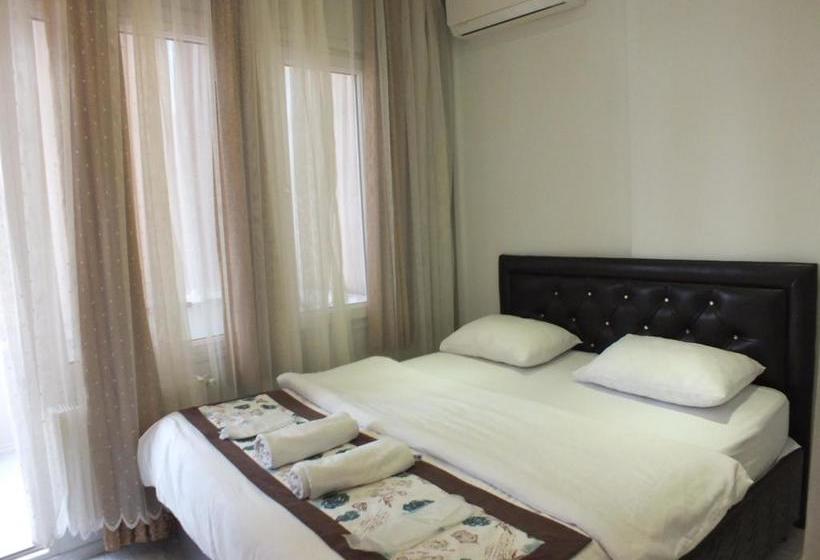 ホテル Taksim 9 Suites Apartments