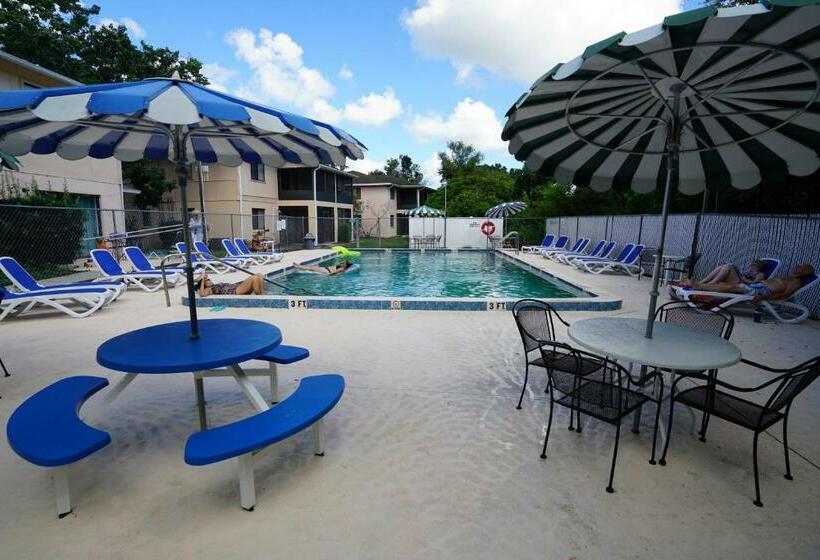 Отель Vacation Villas Resort