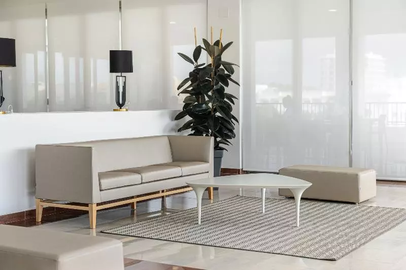 ホテル Vibra Riviera