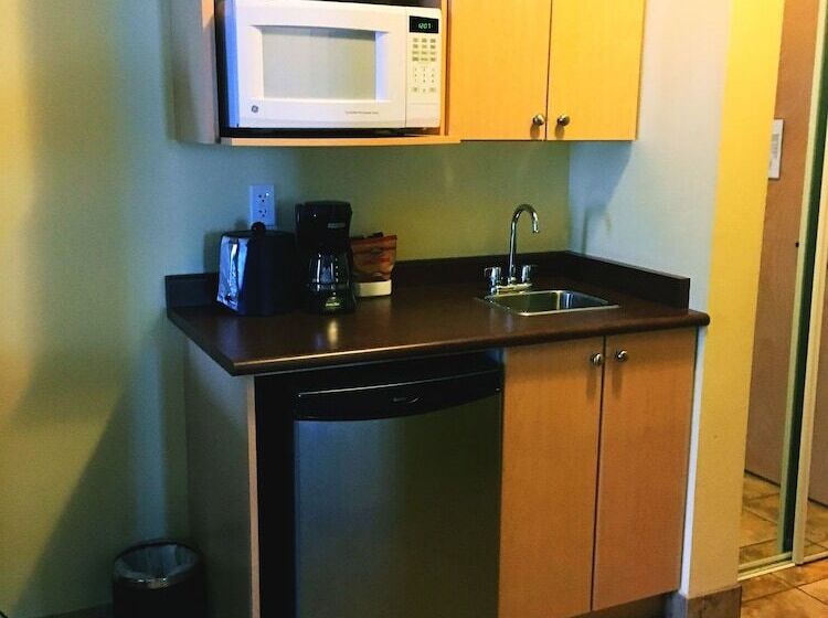 Trend Mountain Hotel & Conference Centre