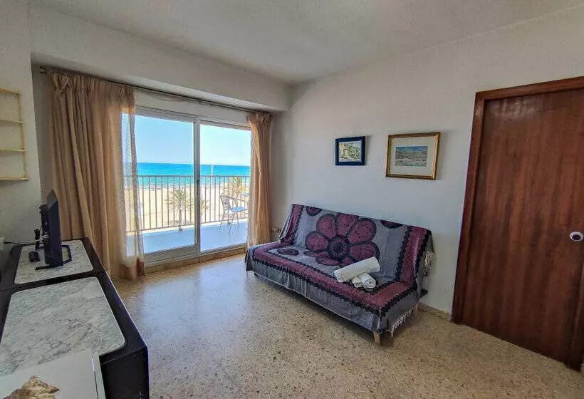 Apartamentos Gandía Primera Línea de Playa 3000