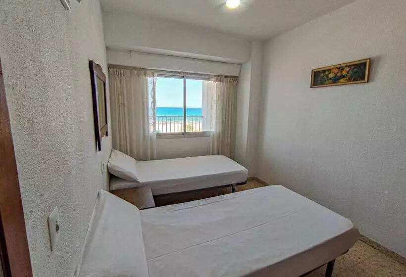 Apartamentos Gandía Primera Línea de Playa 3000
