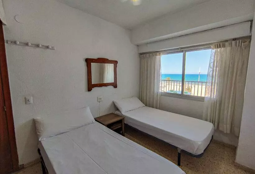 Apartamentos Gandía Primera Línea de Playa 3000