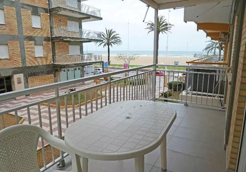 Apartamentos Gandía Primera Línea de Playa 3000