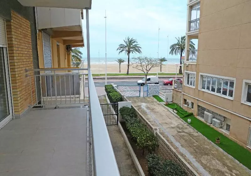 Apartamentos Gandía Primera Línea de Playa 3000