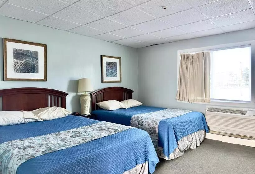 Colonial Valley Motel