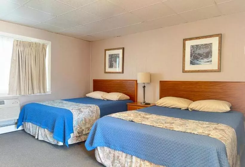 Colonial Valley Motel