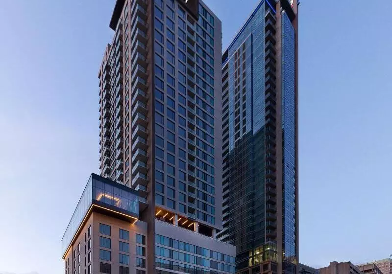 ホテル Hôtel Ac Montréal Centre Ville