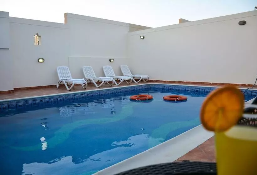 هتل Al Misrea Tower