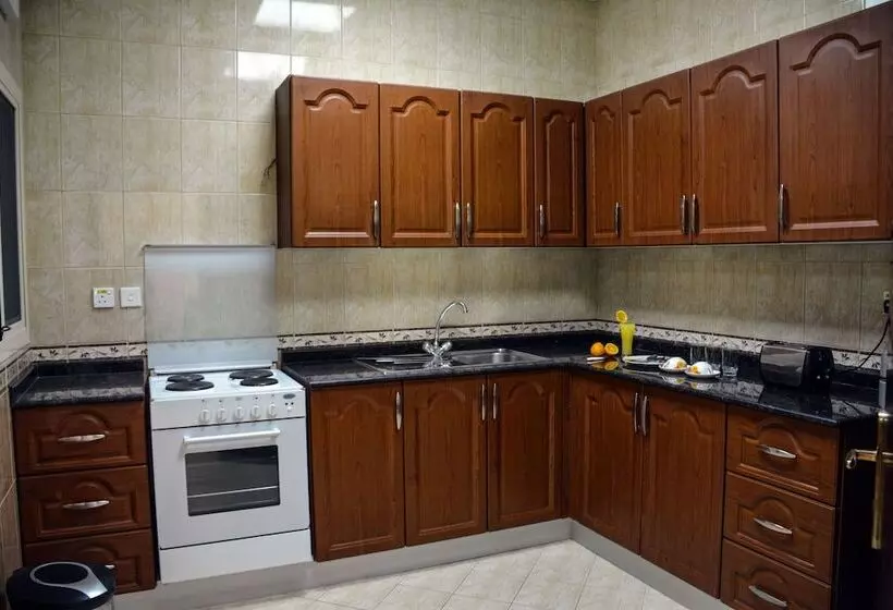 هتل Al Misrea Tower