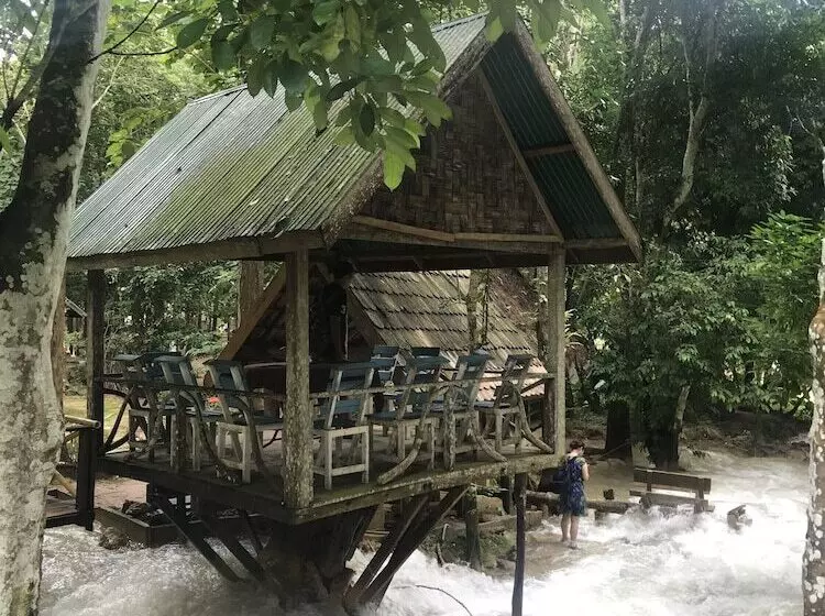 هتل Ancient Luang Prabang