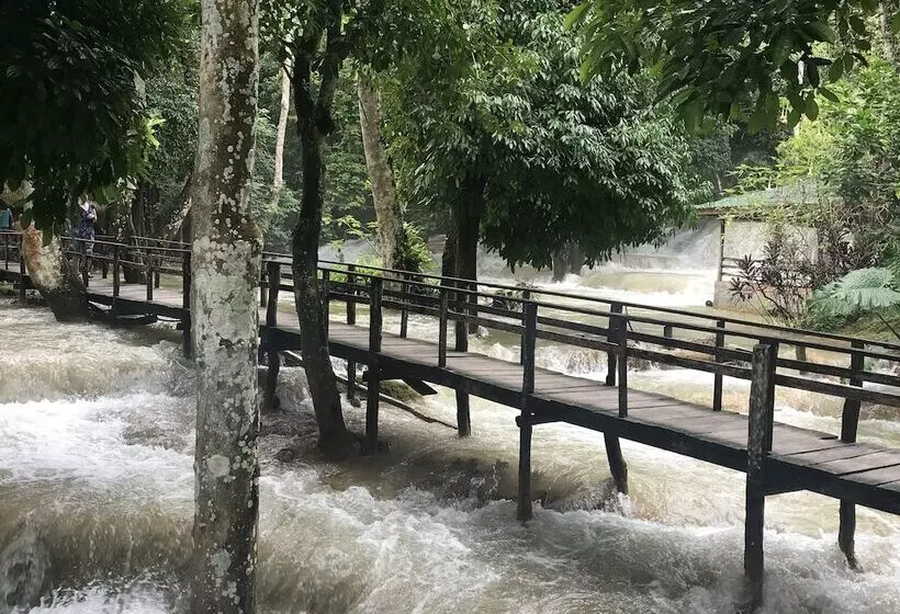 هتل Ancient Luang Prabang
