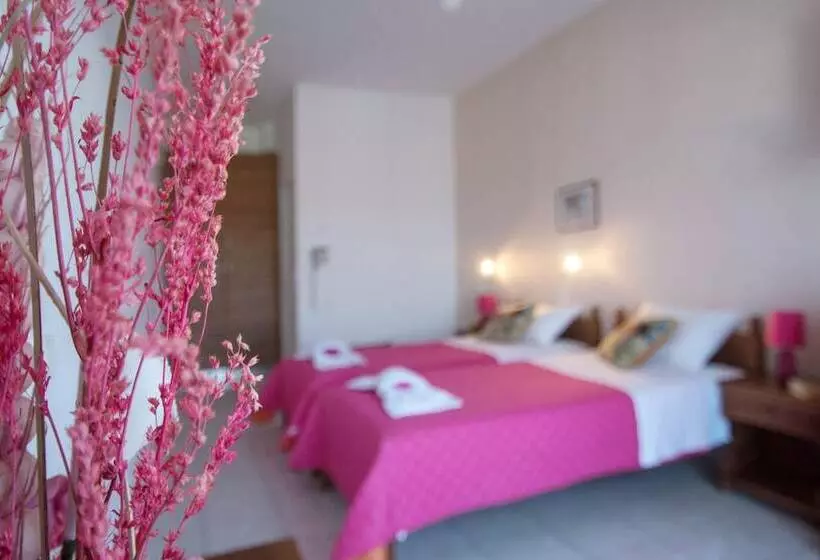 Hotelli Athena Apartments & Studios