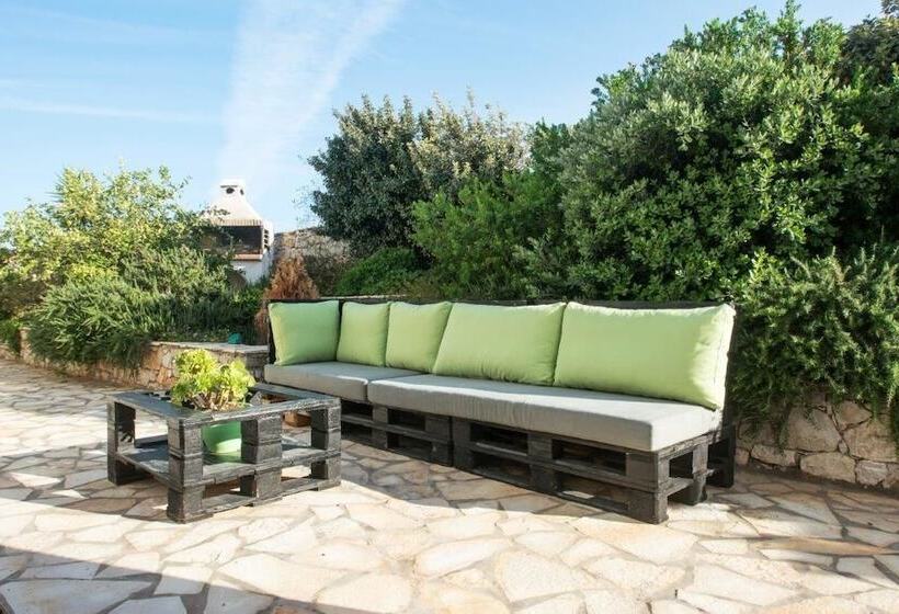 בית מלון כפרי Athena Apartments & Studios