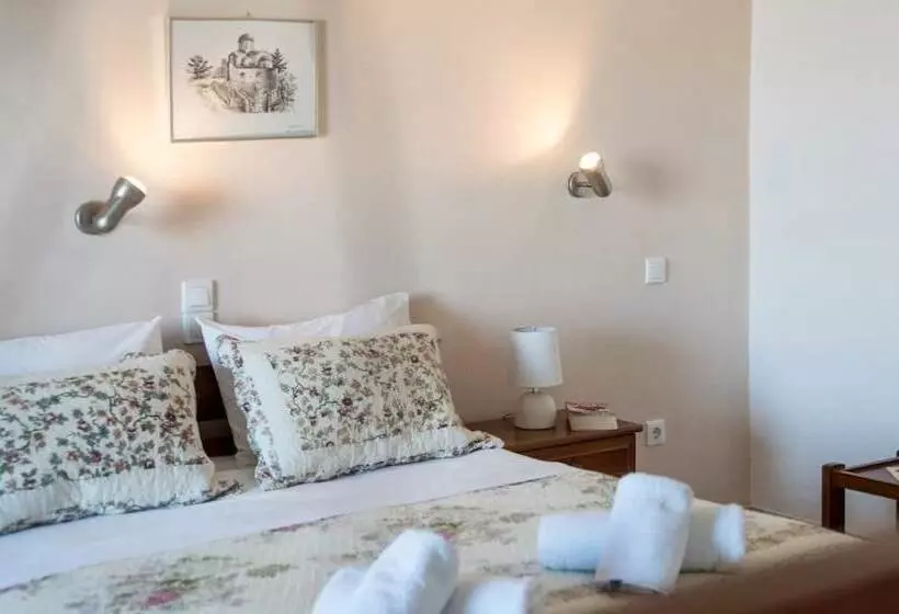 Hotelli Athena Apartments & Studios