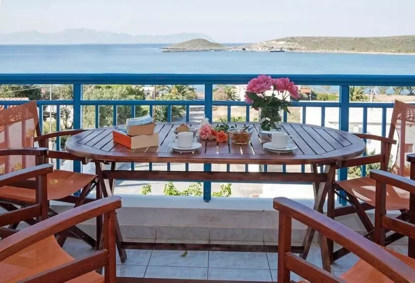 Hotelli Athena Apartments & Studios