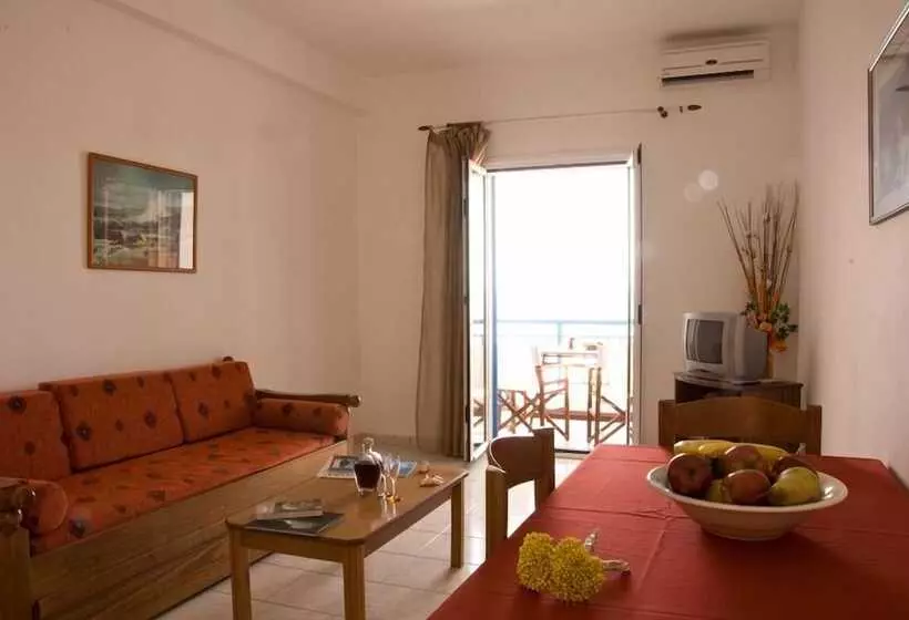 Hotelli Athena Apartments & Studios