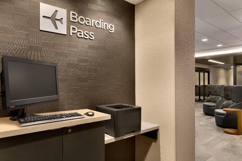 فندق Courtyard By Marriott St Paul Woodbury