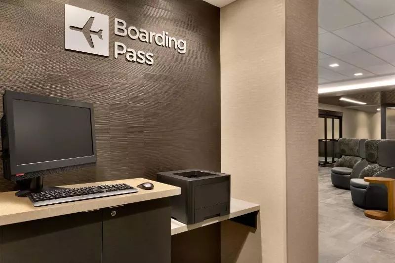 ホテル Courtyard By Marriott St Paul Woodbury