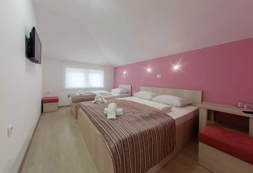 هتل Guest House City Star