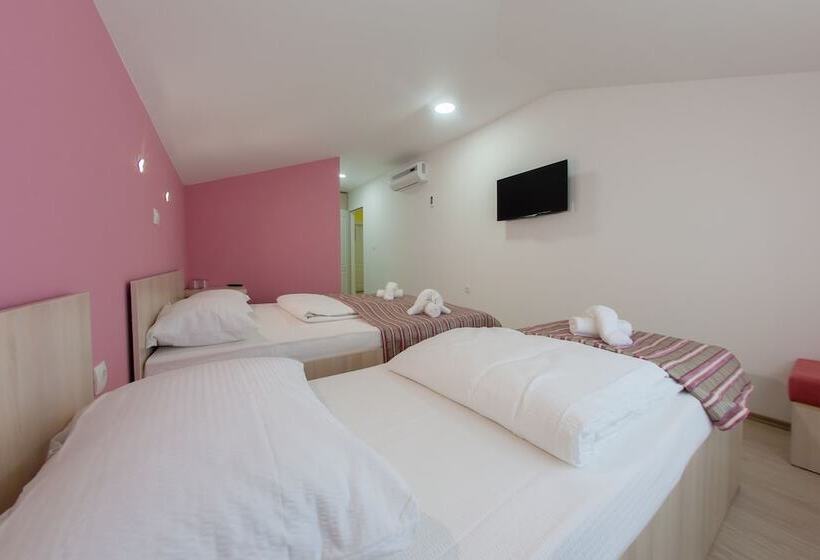 هتل Guest House City Star