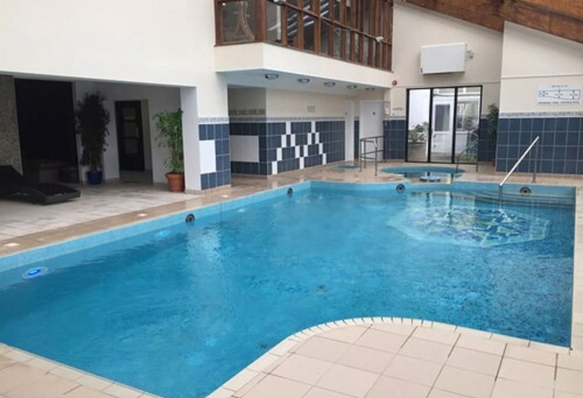 Hotel Hannafore Point