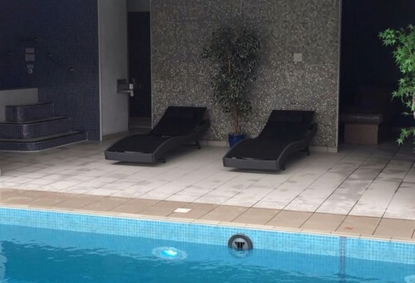 Hotel Hannafore Point