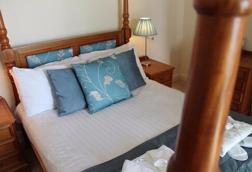 Hotel Hannafore Point