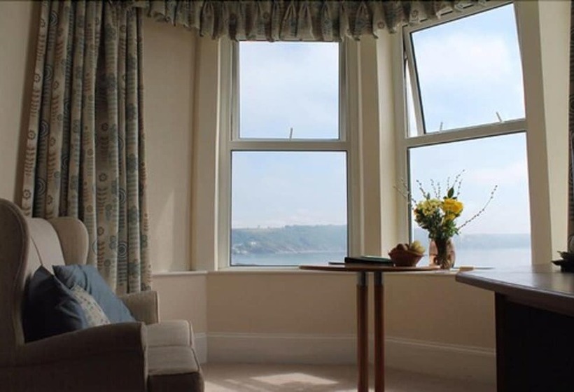 Hotel Hannafore Point