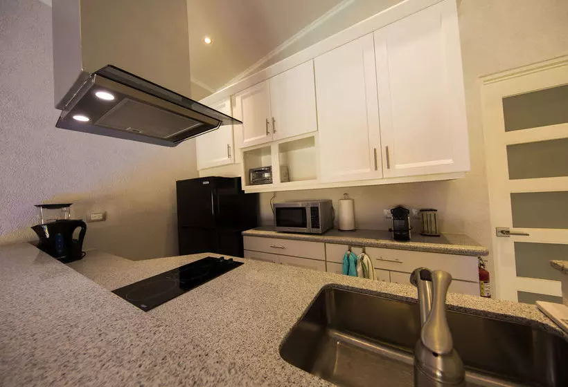 هتل Hidden Hill Condos Aruba