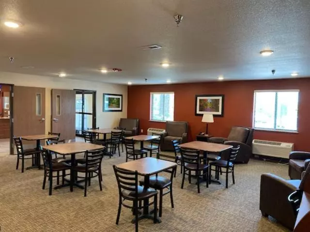 Hotelli La Quinta Inn & Suites By Wyndham Greenville Woodruff Rd