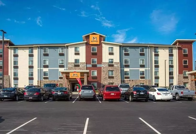 Hotelli La Quinta Inn & Suites By Wyndham Greenville Woodruff Rd