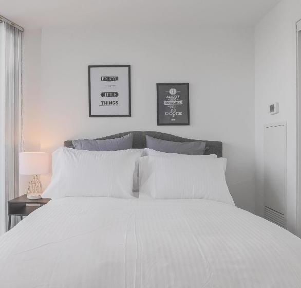 فندق Noel Suites - York And Harbour St