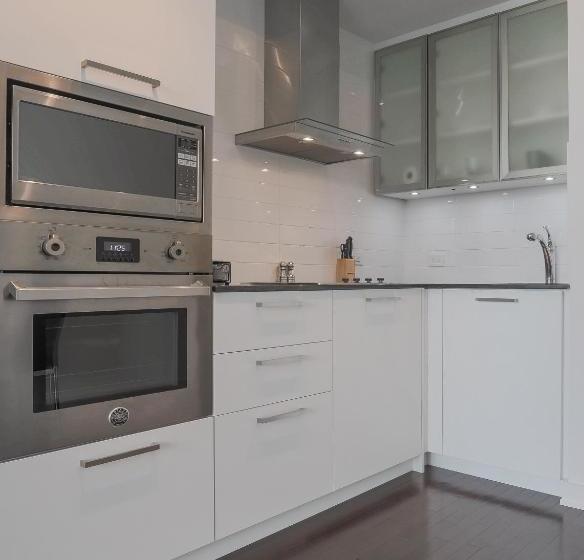 فندق Noel Suites - York And Harbour St