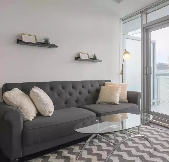هتل Noel Suites - York And Harbour St