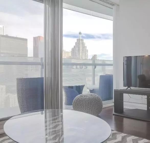 هتل Noel Suites - York And Harbour St