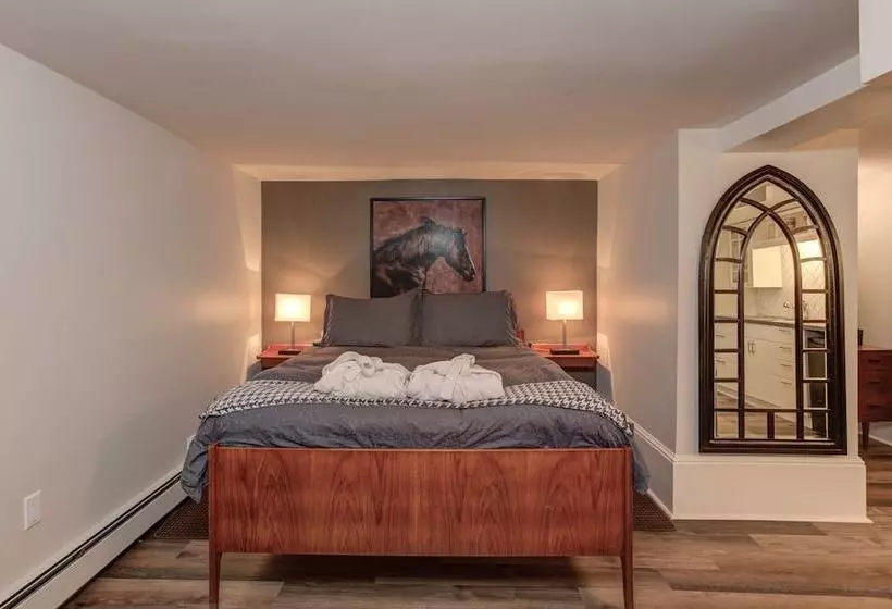 Hotelli Parker House Suites