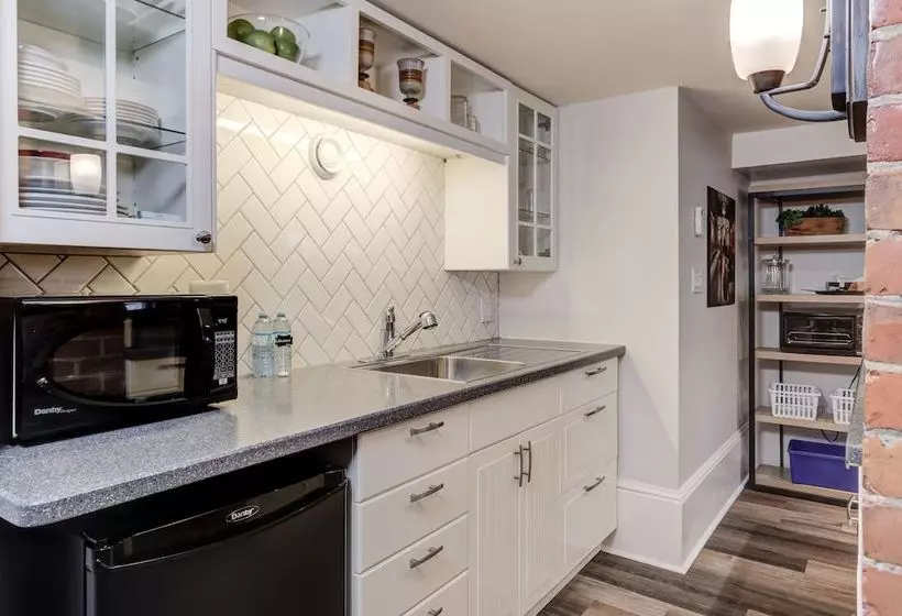 Hotelli Parker House Suites