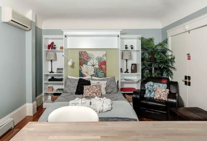 Hotelli Parker House Suites