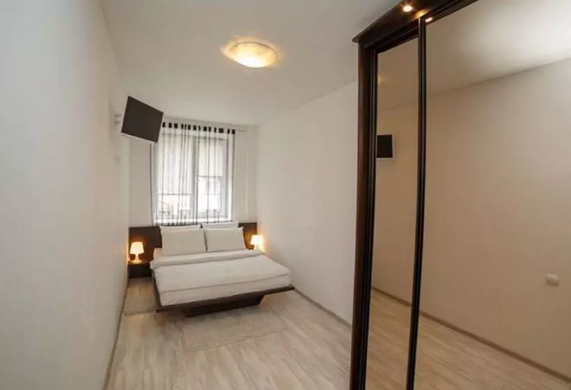 هتل Paulmarie Apartments In Gomel