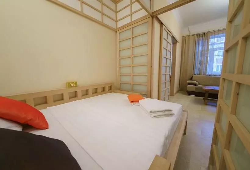 هتل Paulmarie Apartments In Gomel