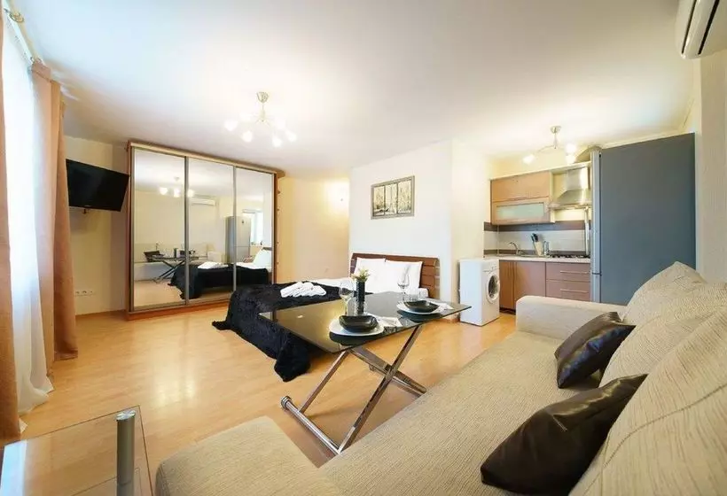 هتل Paulmarie Apartments In Gomel