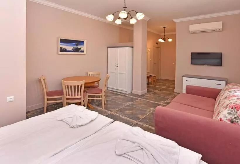 ホテル Sirena Palace Family